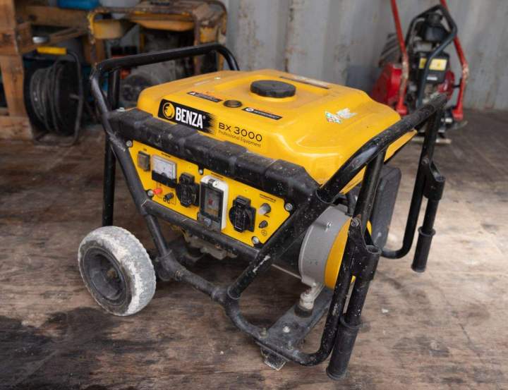 Louez les outils nécessaires à vos travaux de bricolage.